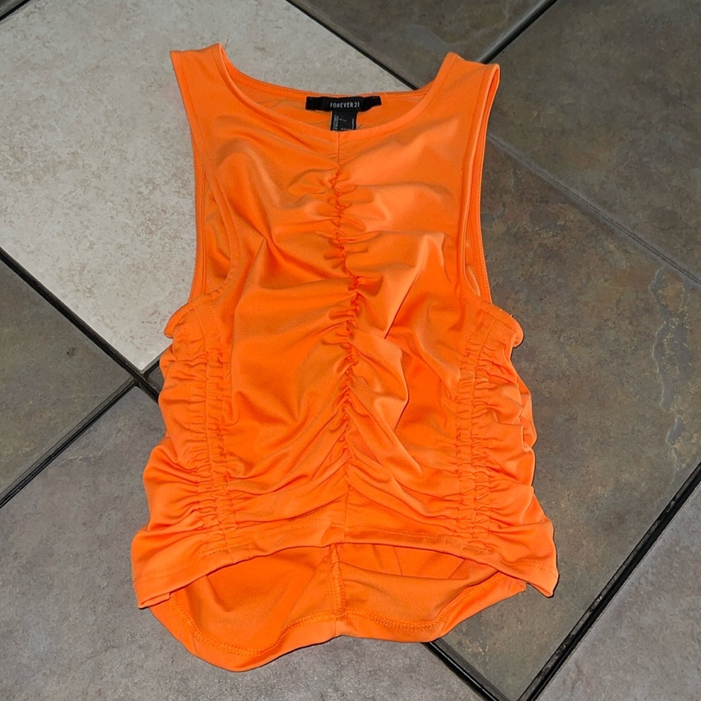 Forever 21 orange top in Small